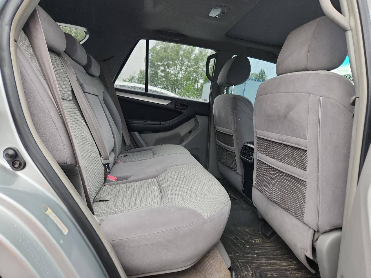 Toyota 4Runner Sr5 Image 8