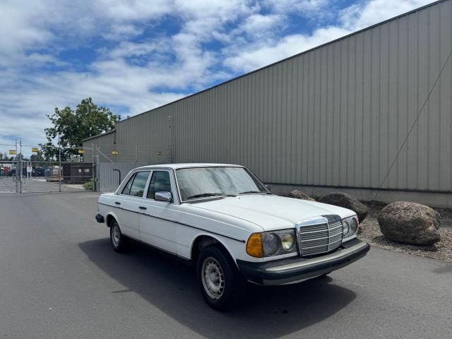  Salvage Mercedes-Benz 300-Class