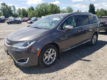  Salvage Chrysler Pacifica
