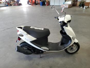  Salvage Genuine Scooter Co. Scooter