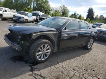  Salvage Chrysler 300