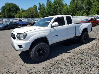 Salvage Toyota Tacoma