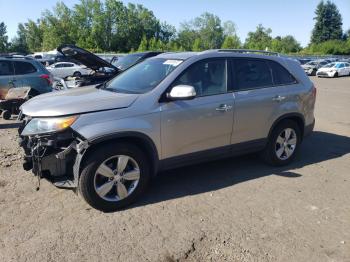  Salvage Kia Sorento