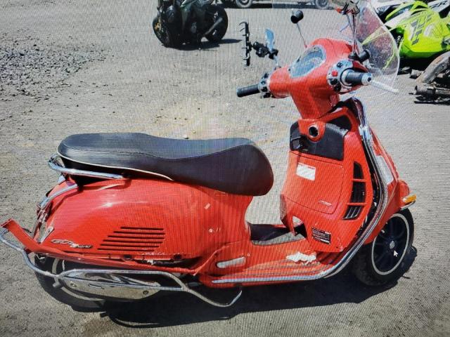  Salvage Vespa Gts Sei Gi
