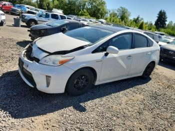  Salvage Toyota Prius