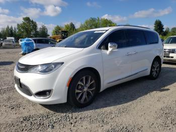  Salvage Chrysler Pacifica