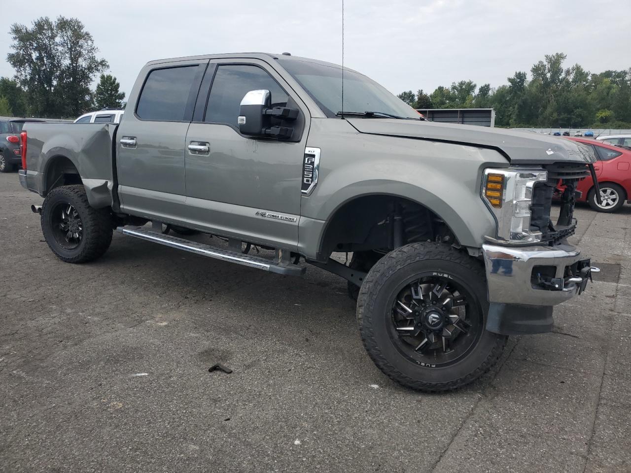 Ford F-250 Super Duty Image 8