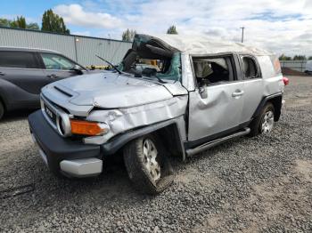  Salvage Toyota FJ Cruiser