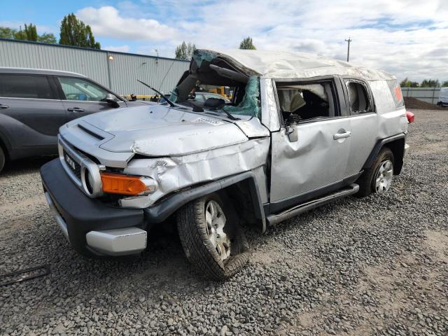  Salvage Toyota FJ Cruiser