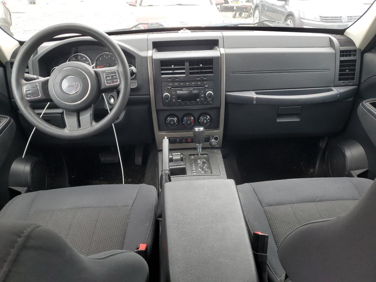 Jeep Liberty Sport Image 5