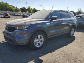  Salvage Kia Sorento