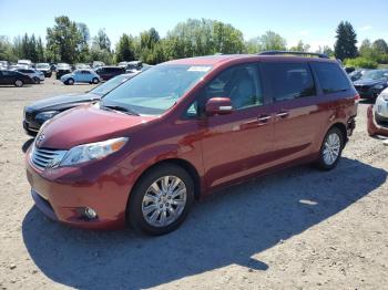  Salvage Toyota Sienna