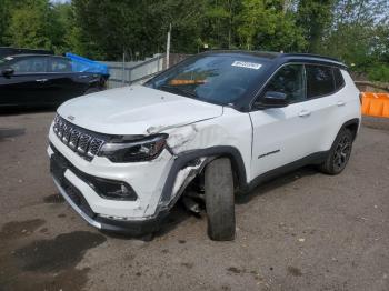  Salvage Jeep Compass