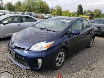  Salvage Toyota Prius