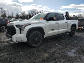  Salvage Toyota Tundra