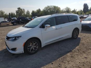  Salvage Chrysler Pacifica