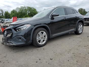  Salvage Mercedes-Benz GLA