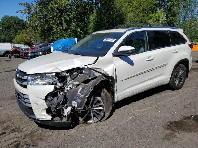 2017 Toyota Highlander