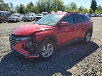  Salvage Hyundai TUCSON