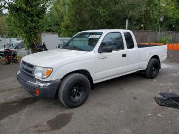  Salvage Toyota Tacoma