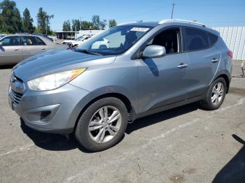  Salvage Hyundai TUCSON