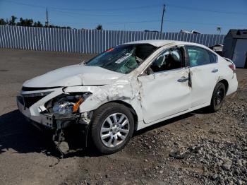  Salvage Nissan Altima