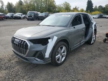 Salvage Audi Q3
