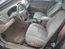 Toyota Camry Le Image 3