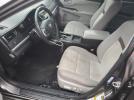 Toyota Camry Le Image 7