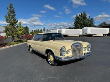  Salvage Mercedes-Benz 220-class