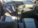 Toyota Prius Image 10