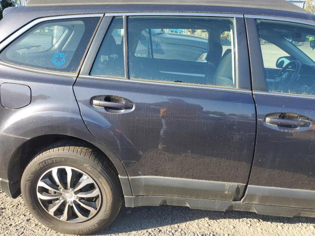 Subaru Outback 2.5i Image 12