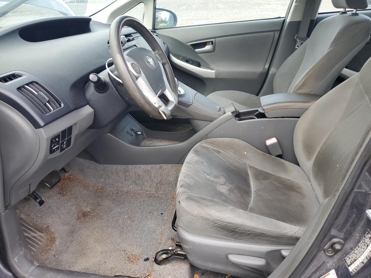 Toyota Prius Image 8