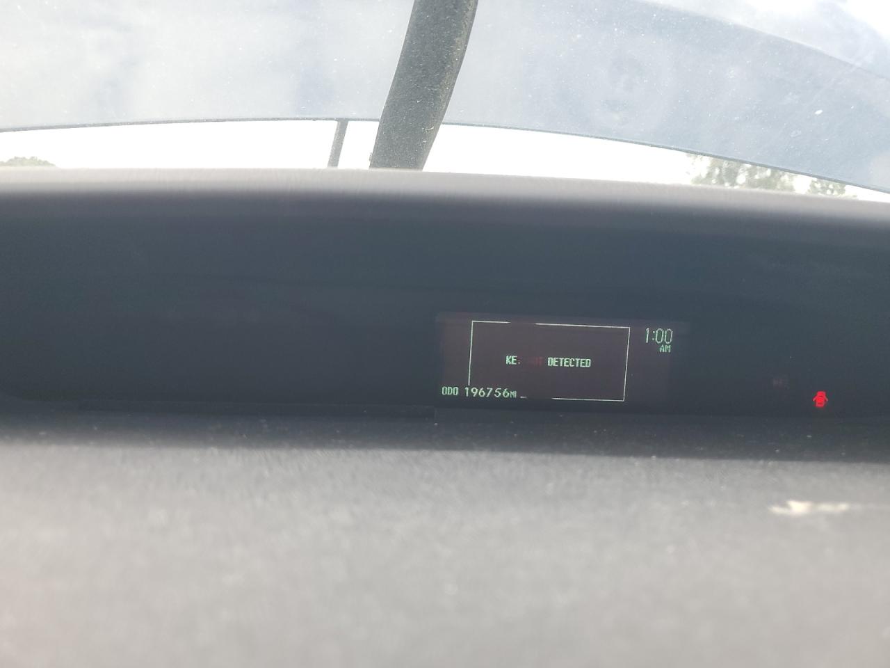 Toyota Prius Image 11