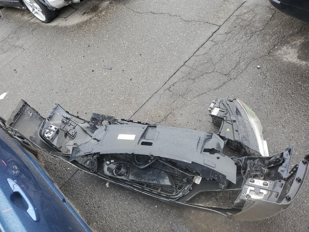 Audi A8 L Quattro Image 5