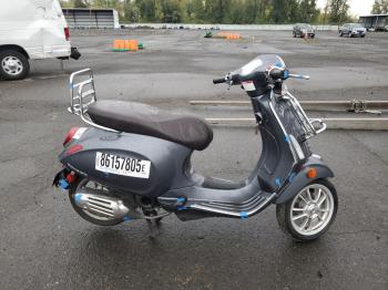  Salvage Vespa Primavera 