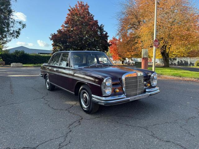  Salvage Mercedes-Benz 250-class