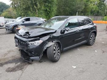  Salvage Mercedes-Benz GLA