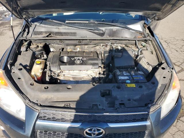 Toyota RAV4 Limited Image 4