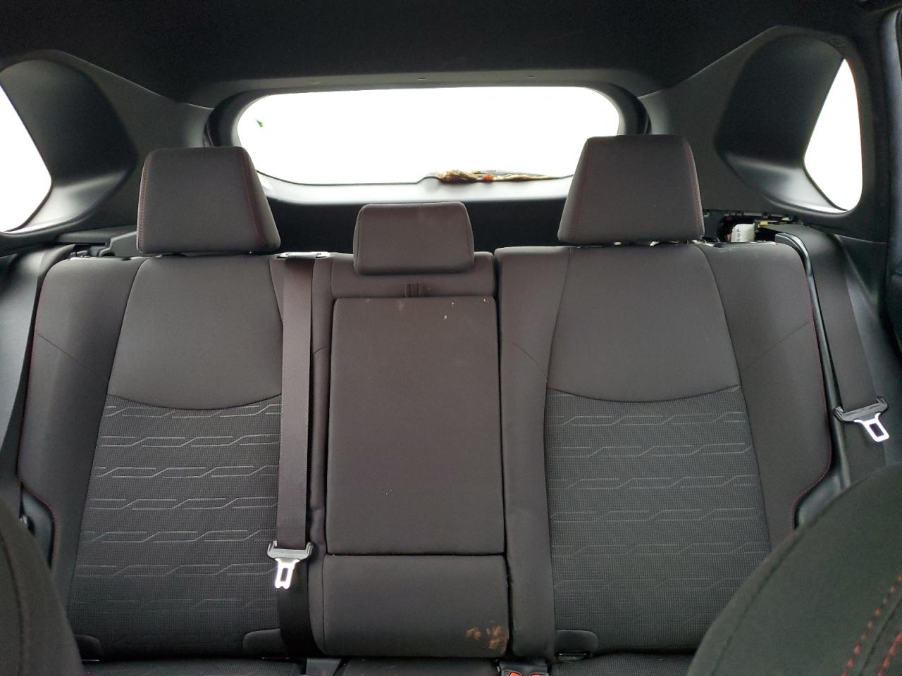 Toyota RAV4 Se Image 14