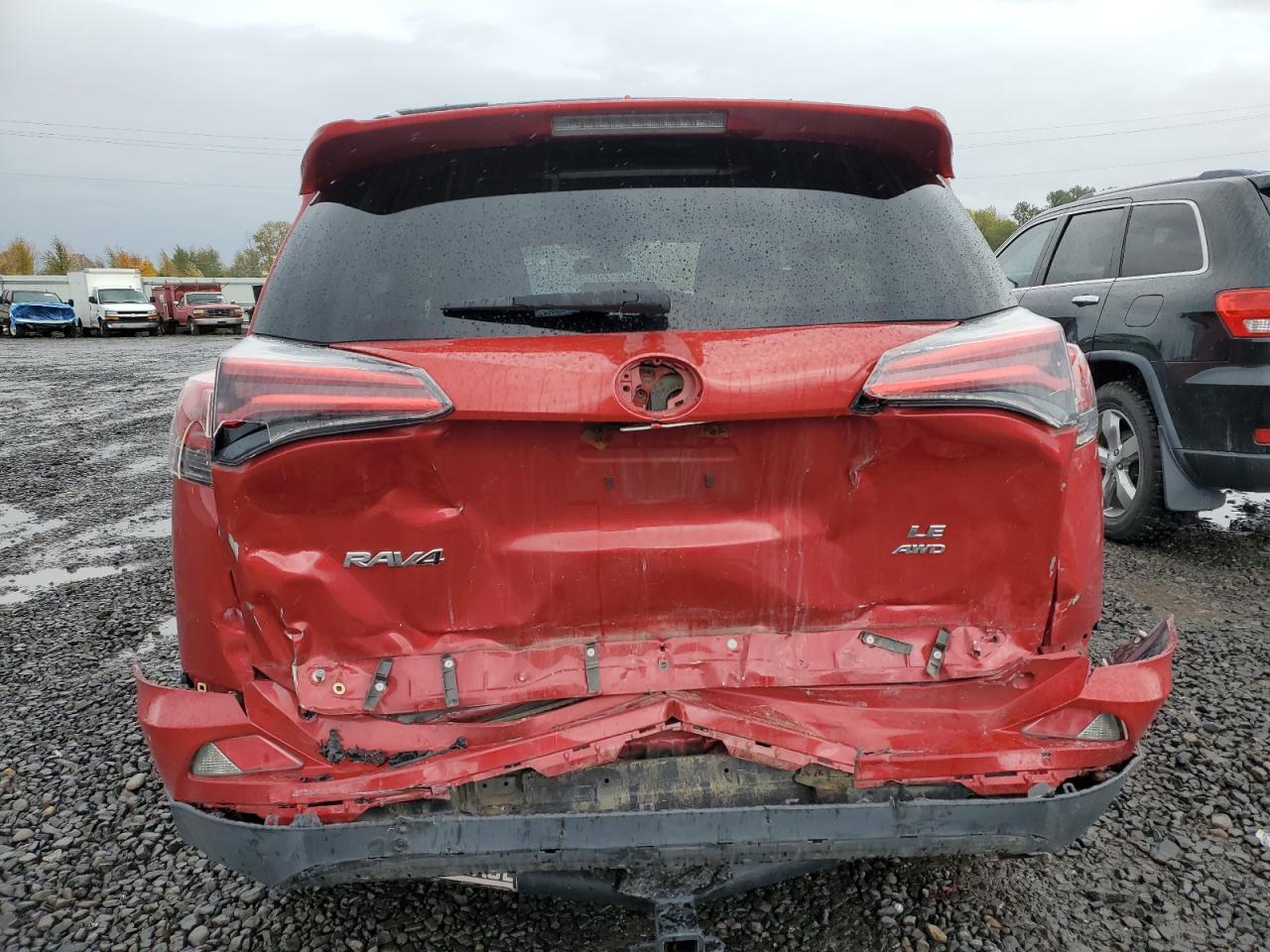 Toyota RAV4 Le Image 11