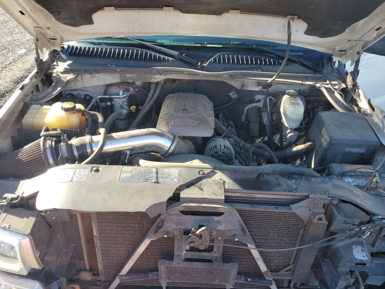 Chevrolet Silverado C2500 Heavy Duty Image 12