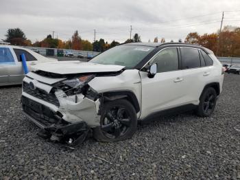  Salvage Toyota RAV4