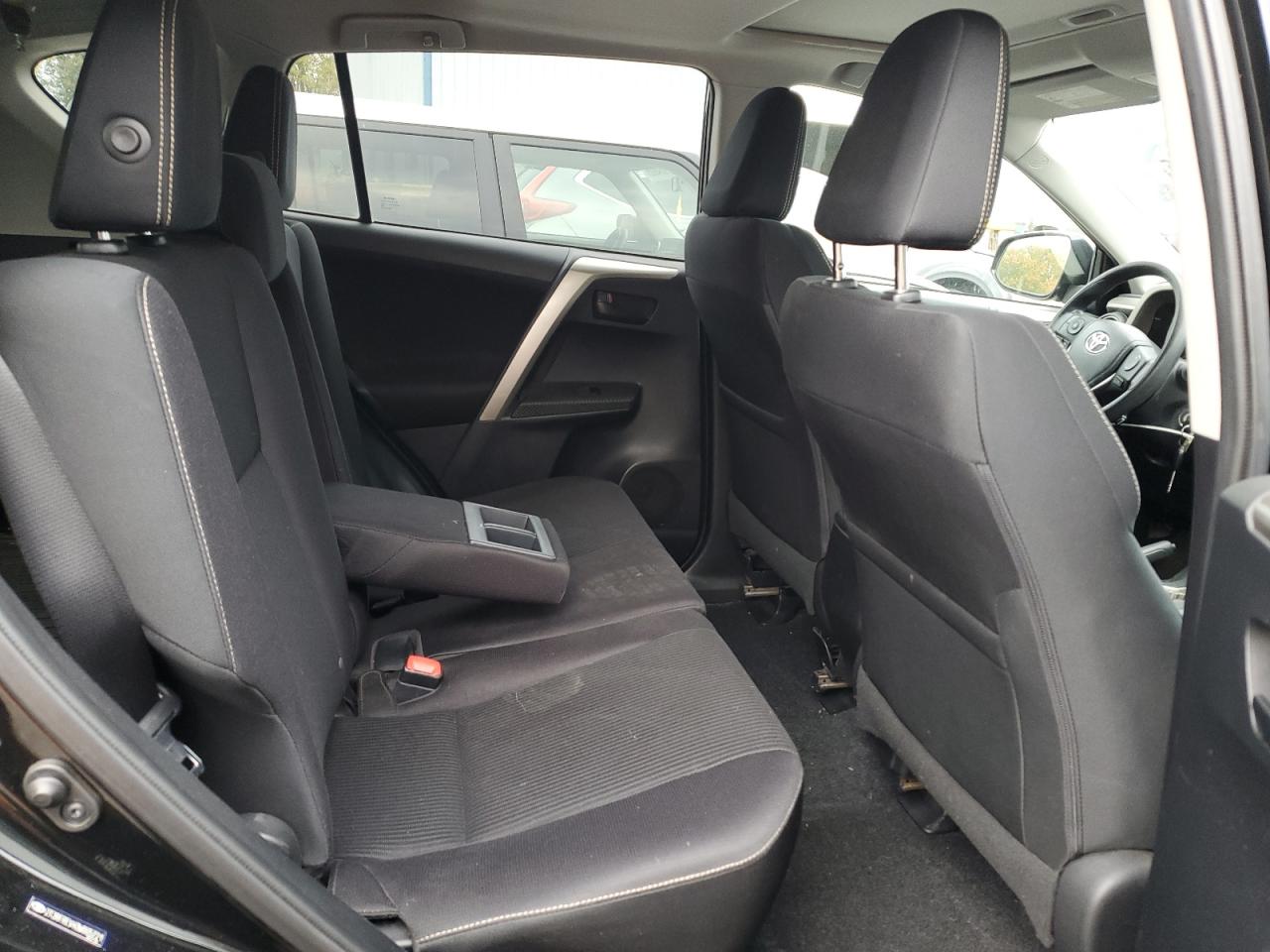 Toyota RAV4 Xle Image 3