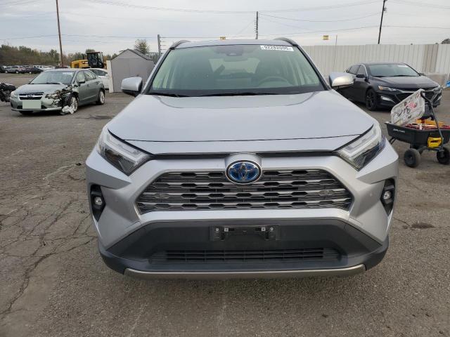 Toyota RAV4 Limited Image 12