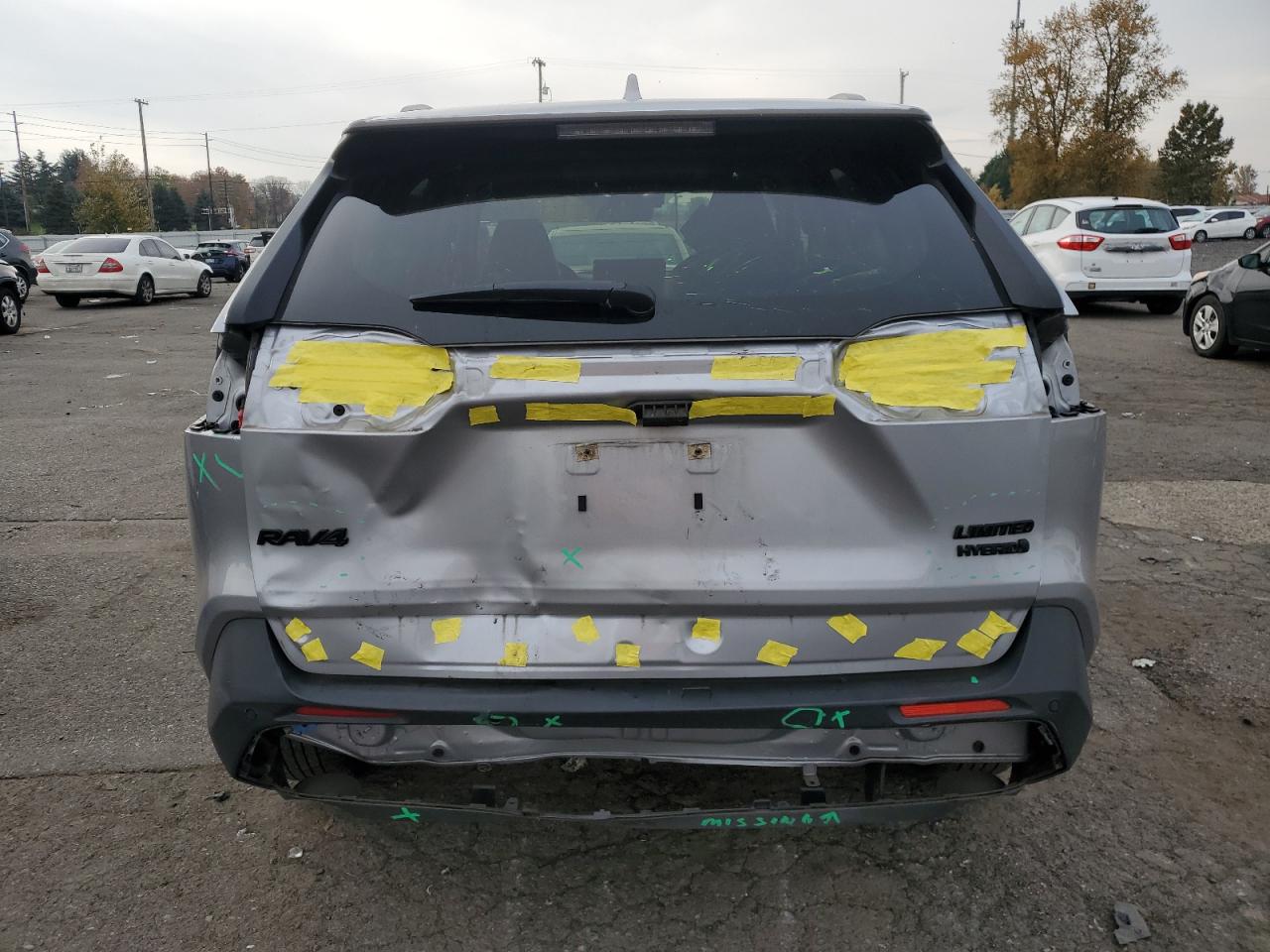 Toyota RAV4 Limited Image 2