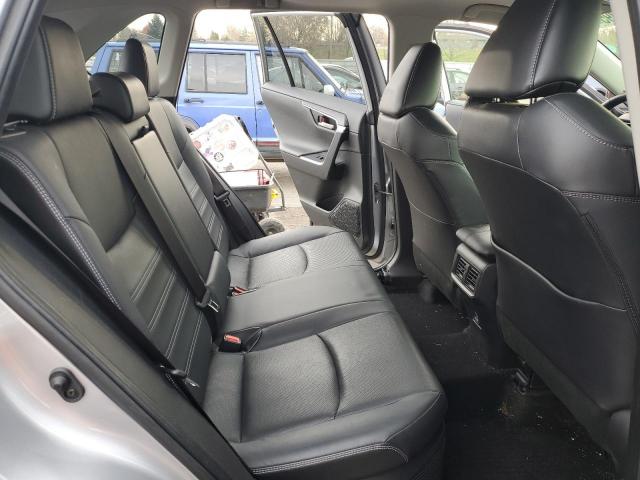 Toyota RAV4 Limited Image 11