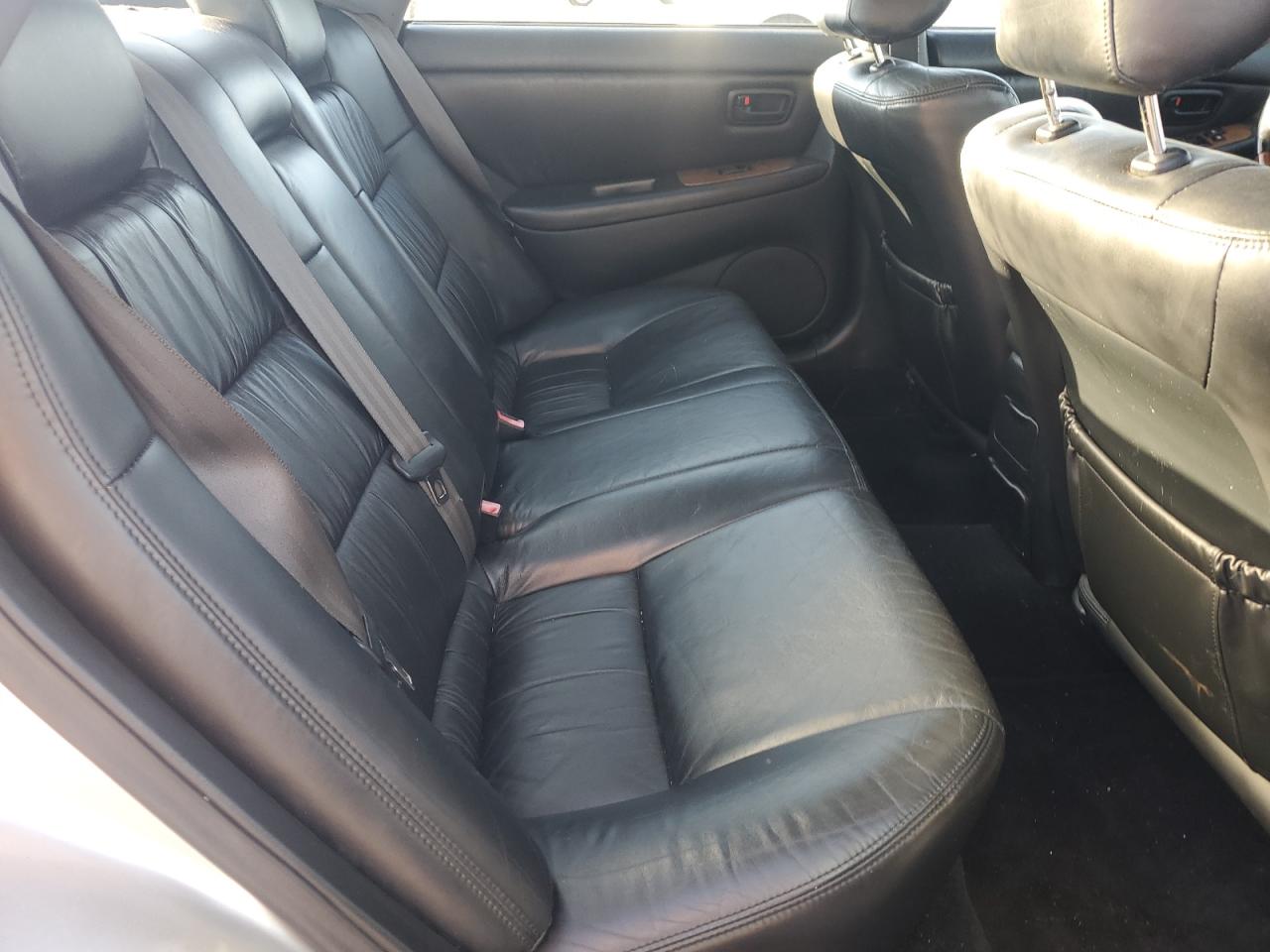 Lexus Es 300 Image 6