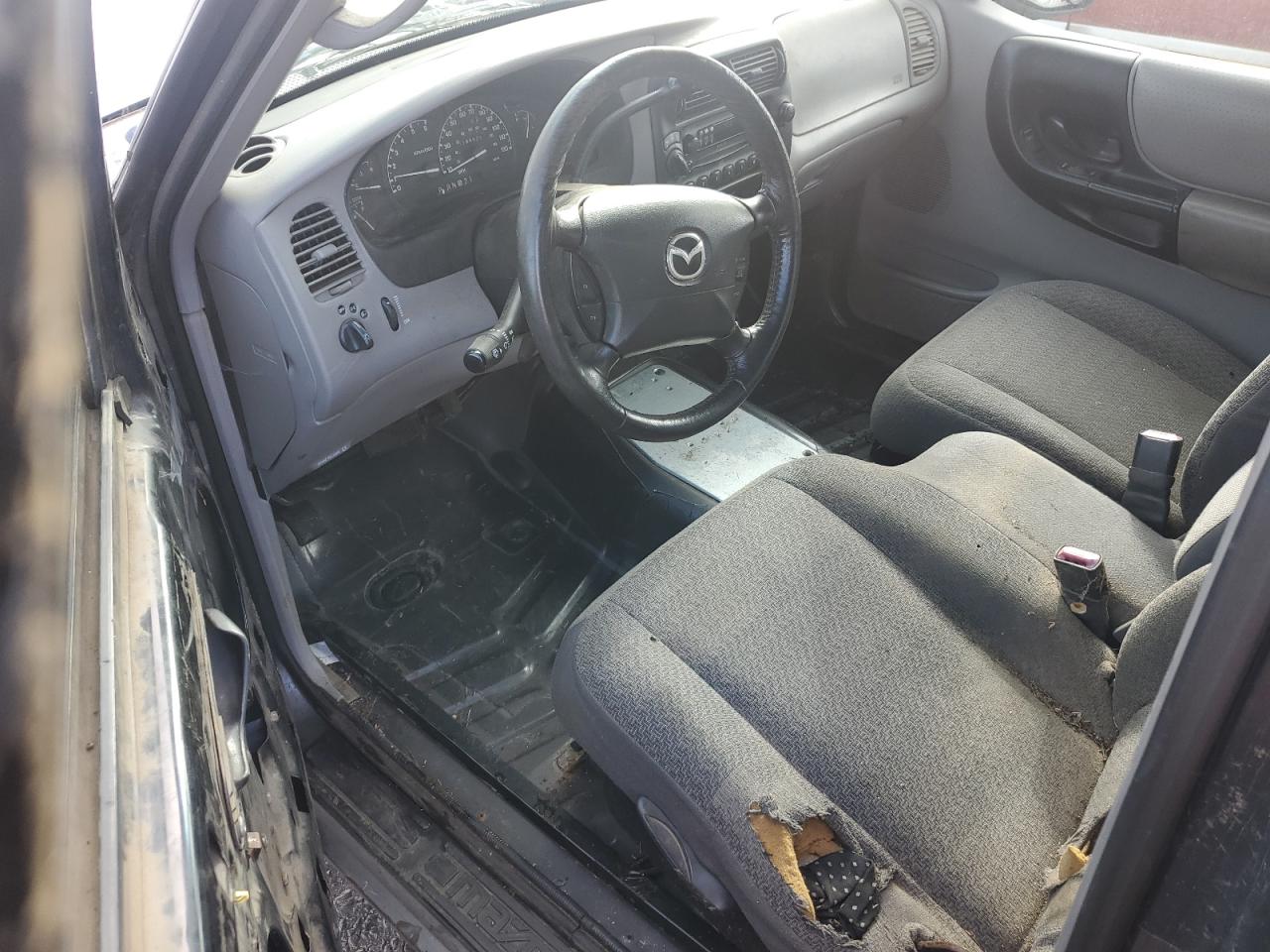 Mazda B Series Cab Plus Image 3