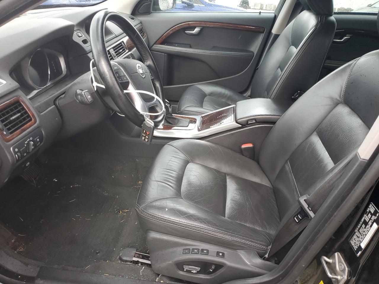 Volvo XC70 3.2 Image 6